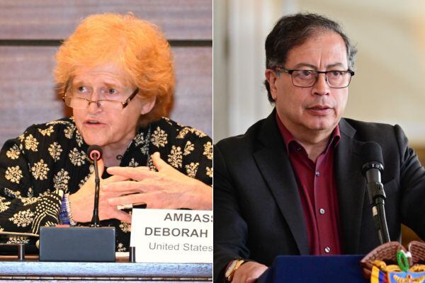 Embajadora de Estados Unidos para los asuntos antisemitas Deborah Lipstadt y el presidente Gustavo Petro. FOTO: Tomada de Twitter @StateSEAS