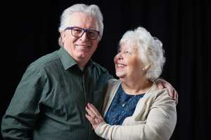 Canas: así podrá combatirlas con esta lista de remedios caseros