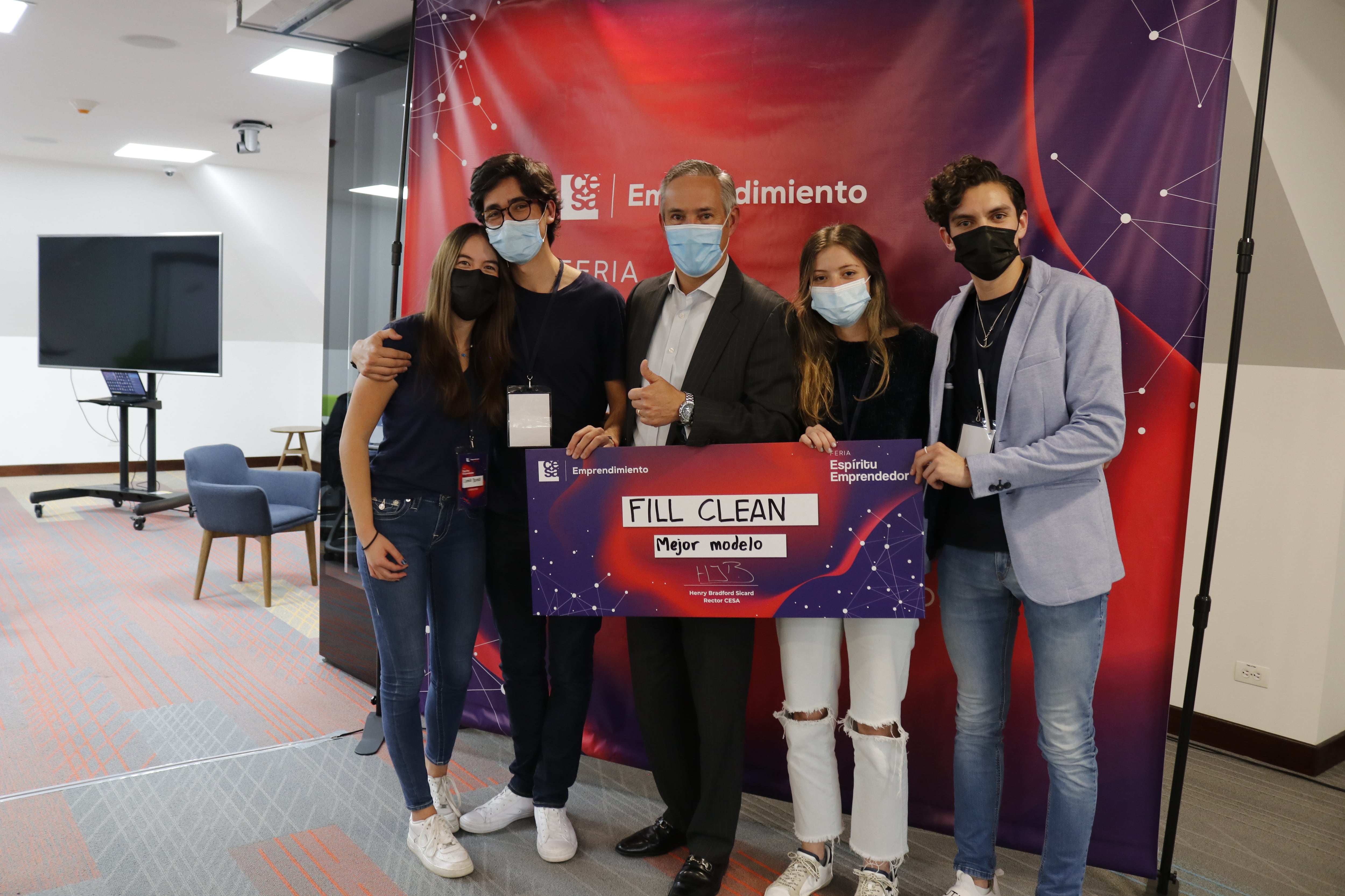 Estudiantes del CESA ganaron premio de emprendimiento