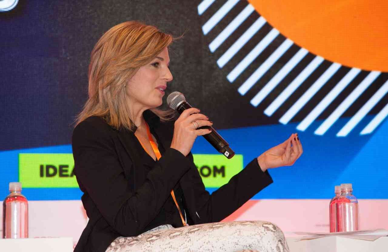 Alexandra Pumarejo condujo 'El temor a las redes sociales'.