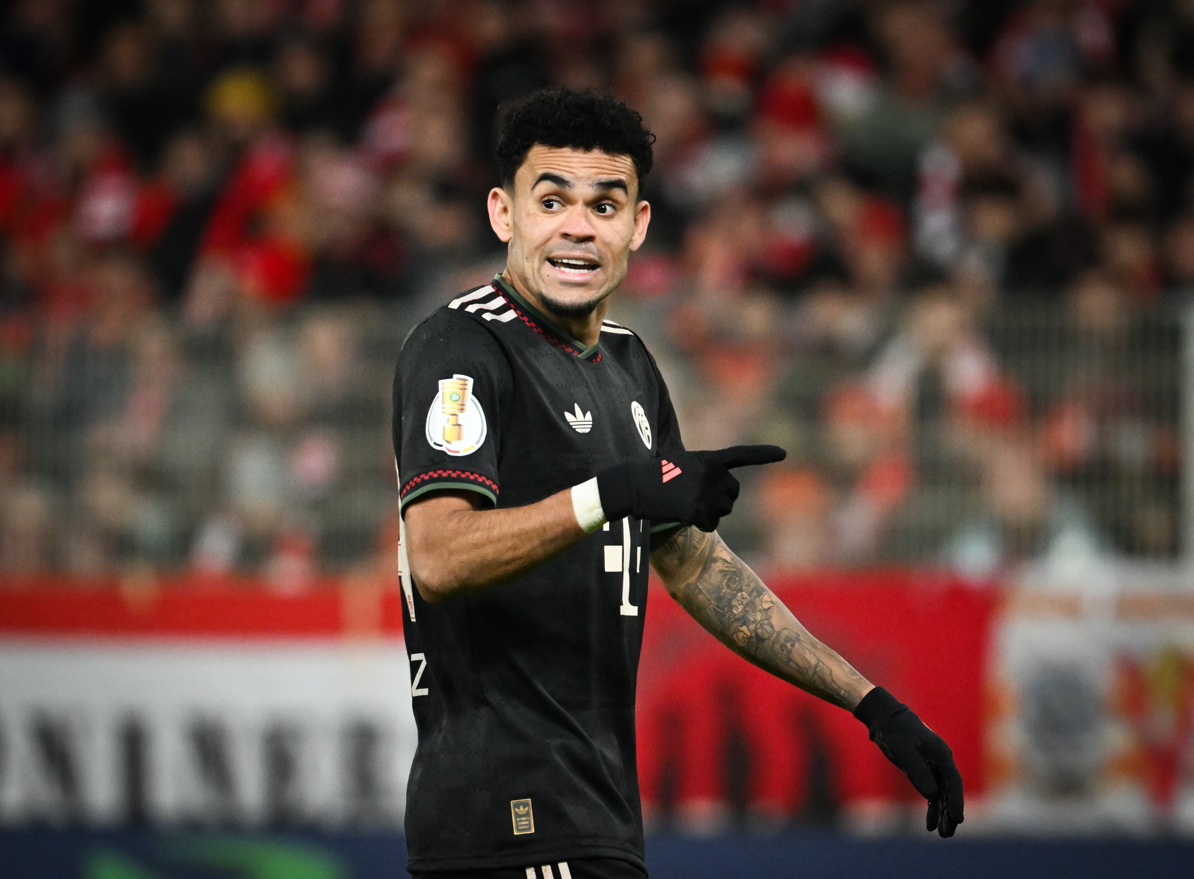 Luis Díaz en un partido contra Unión Berlín.