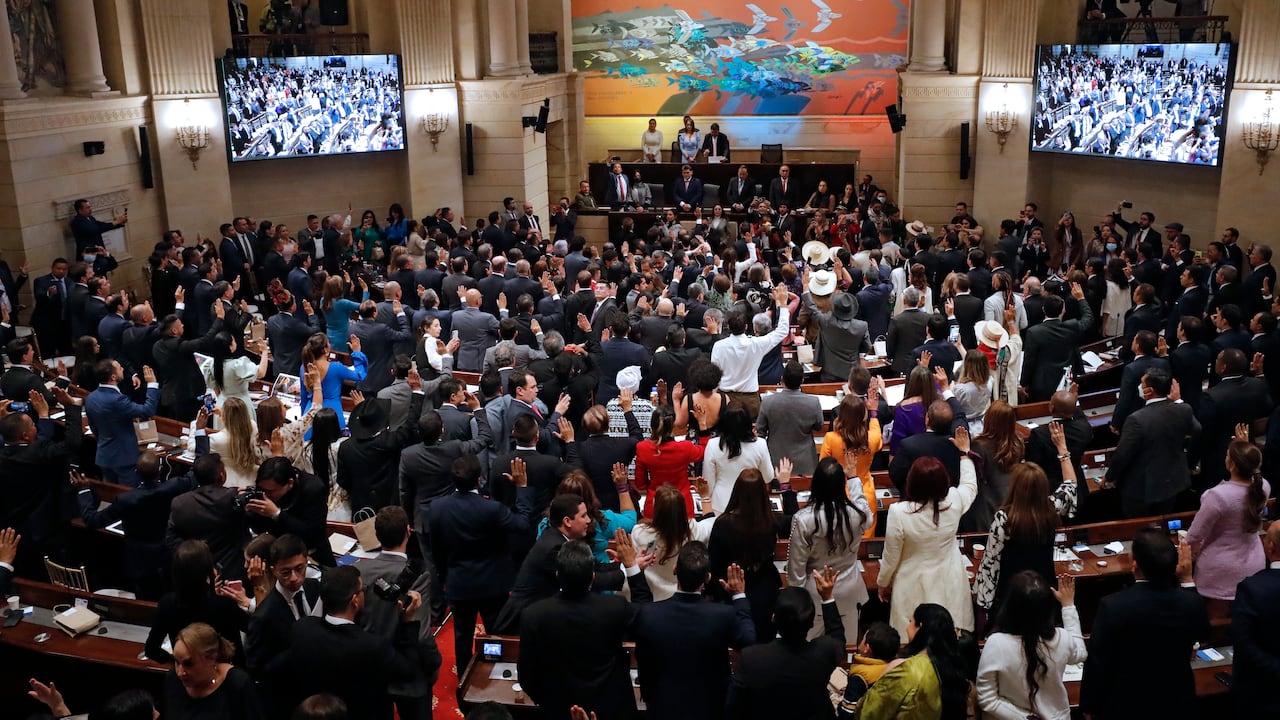 Si bien se han hecho varios intentos por reducir el salario de los congresistas, esta propuesta se enfrenta a la falta de voluntad.