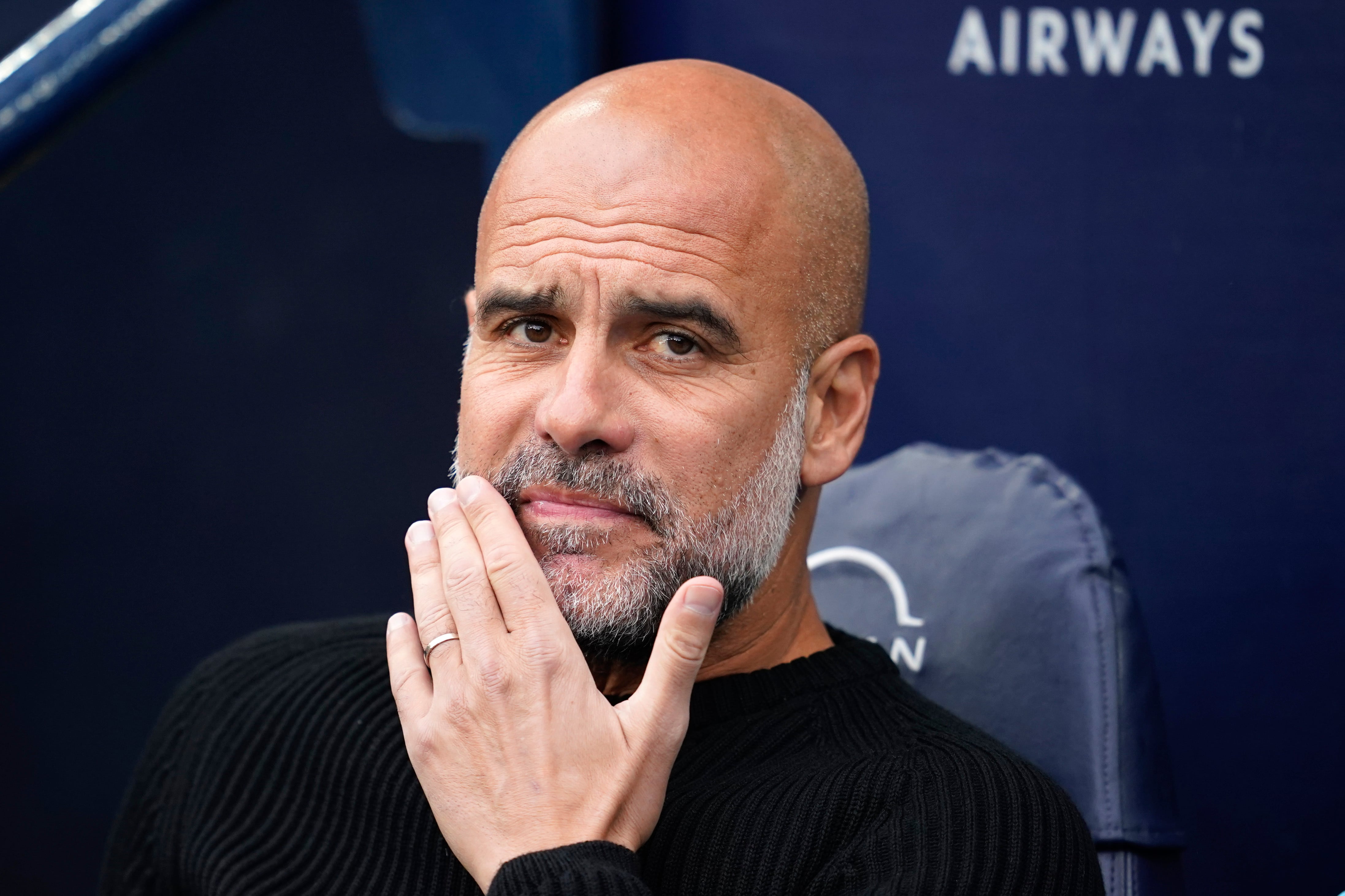 Pep Guardiola en el partido entre Manchester City vs Arsenal.