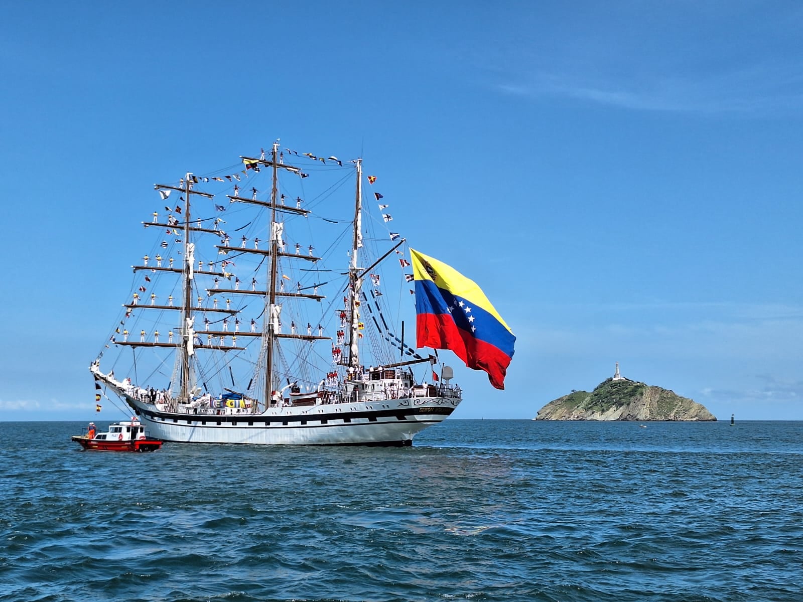Buque insignia de Venezuela “Simón Bolívar”.