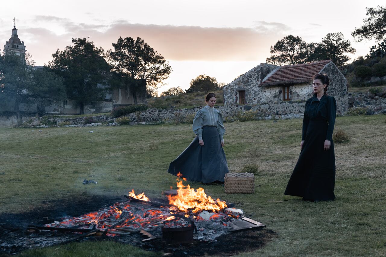 El libro Como agua para chocolate de Laura Esquivel fue adaptada por HBO en un serie.