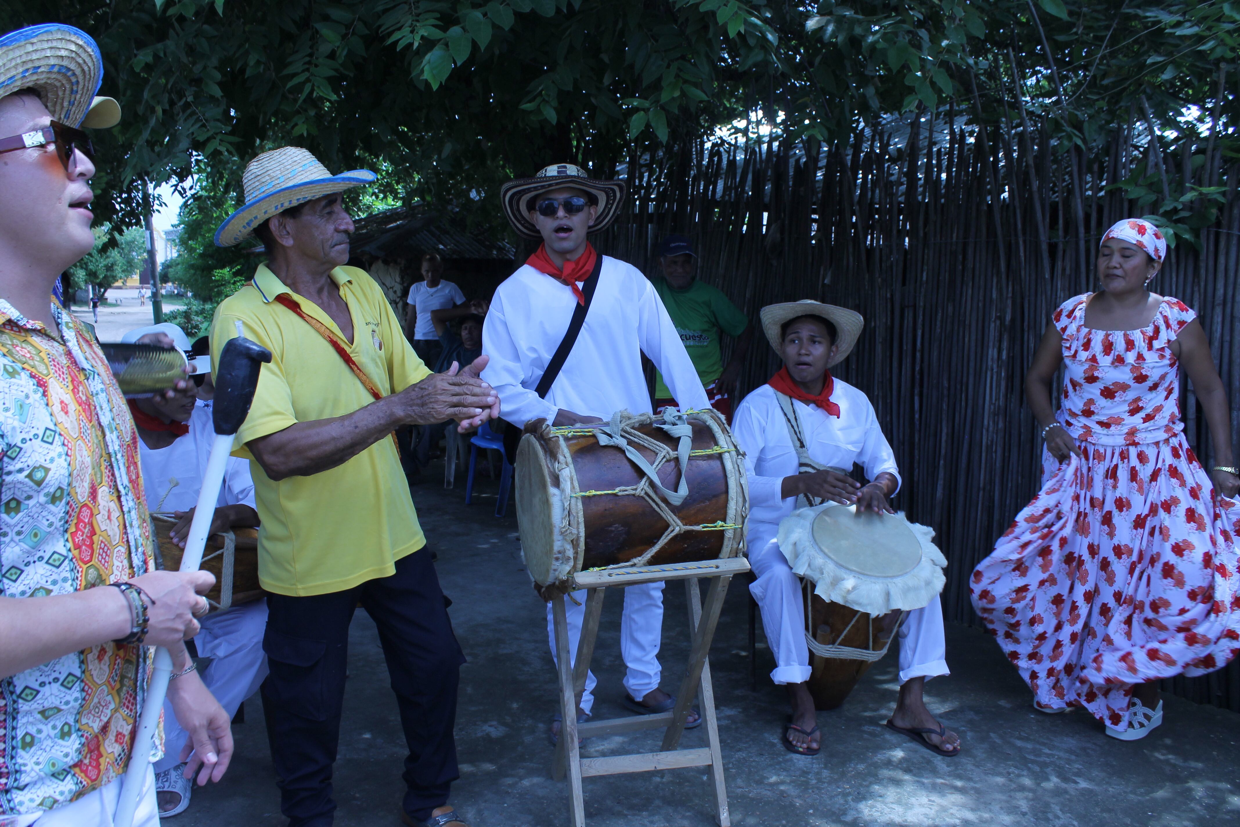 ¿Cómo llegar a Mompox desde Cartagena y qué planes hacer en este encantador destino de Colombia?