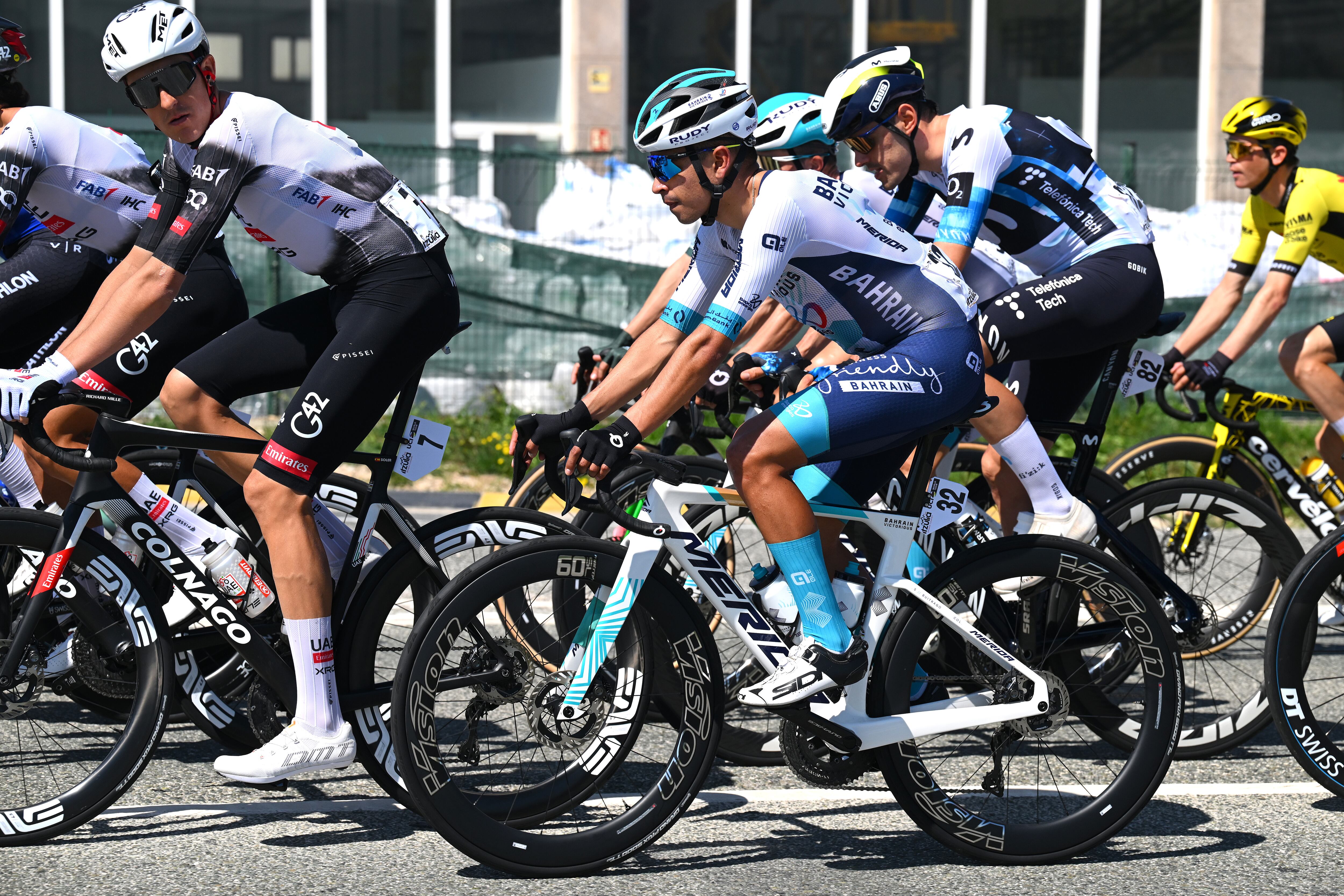 LODOSA, SPAIN - APRIL 08: Santiago Buitrago of Colombia and Team Bahrain Victorious competes during the 64th Itzulia Basque Country 2025, Stage 2 a 186.6km stage from Pamplona-Iruna to Lodosa / #UCIWT / on April 08, 2025 in Lodosa, Spain. (Photo by Tim de Waele/Getty Images)