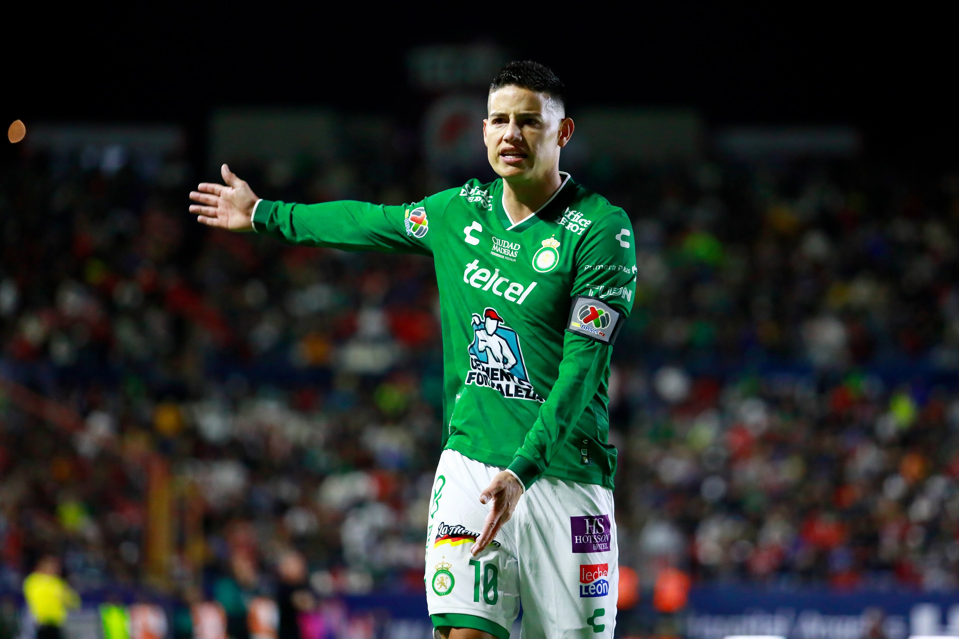 SAN LUIS POTOSI, MEXICO - FEBRUARY 16: James Rodriguez of Leon reacts during the 7th round match between Atletico San Luis and Leon as part of the Torneo Clausura 2025 Liga MX at Estadio Alfonso Lastras on February 16, 2025 in San Luis Potosi, Mexico. (Photo by Leopoldo Smith/Getty Images)