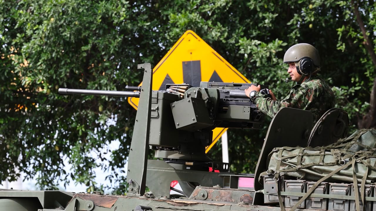 El Ejército estructura millonaria licitación.