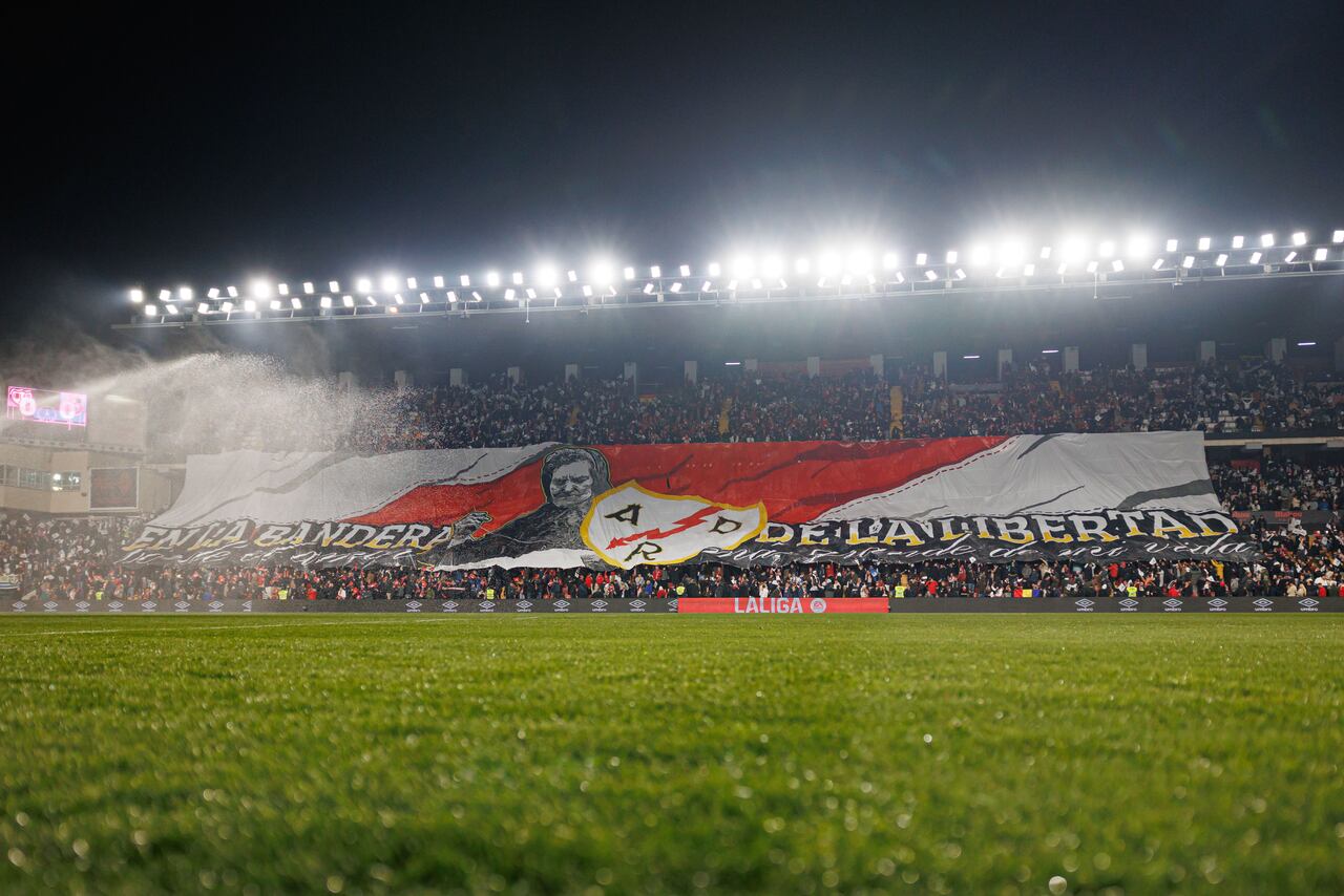 MADRID, SPAIN - 2024/12/14: Fans of Rayo Vallecano with tifo seen in action during LaLiga EA SPORTS game between Rayo Vallecano and Real Madrid FC at Estadio de Vallecas. Final score; Rayo Vallecano 3-3 Real Madrid. (Photo by Maciej Rogowski/SOPA Images/LightRocket via Getty Images)