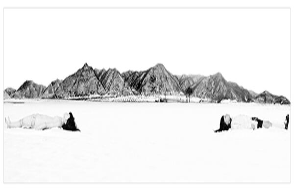 Cui XiuWen, la artista independiente china. http://fotomuseo.org/fotografica_2013