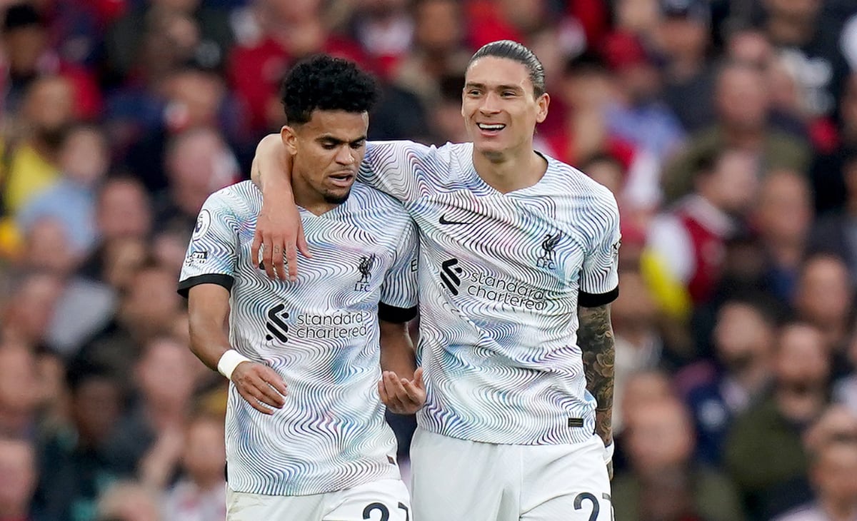 El colombiano dio asistencia a Darwin Núñez, delantero uruguayo.