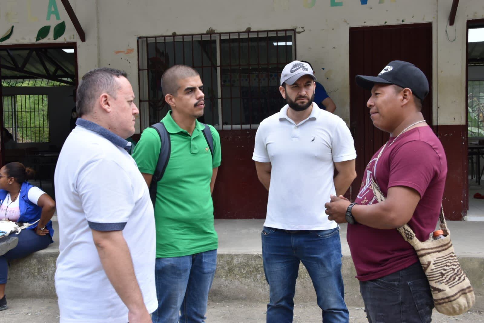 Hicieron escala en el Colegio Intercultural del resguardo Gitó Dokabú del municipio de Pueblo Rico en Risaralda