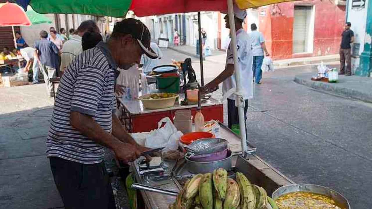 El 63,8% de los colombianos no gana más de un salario mínimo.