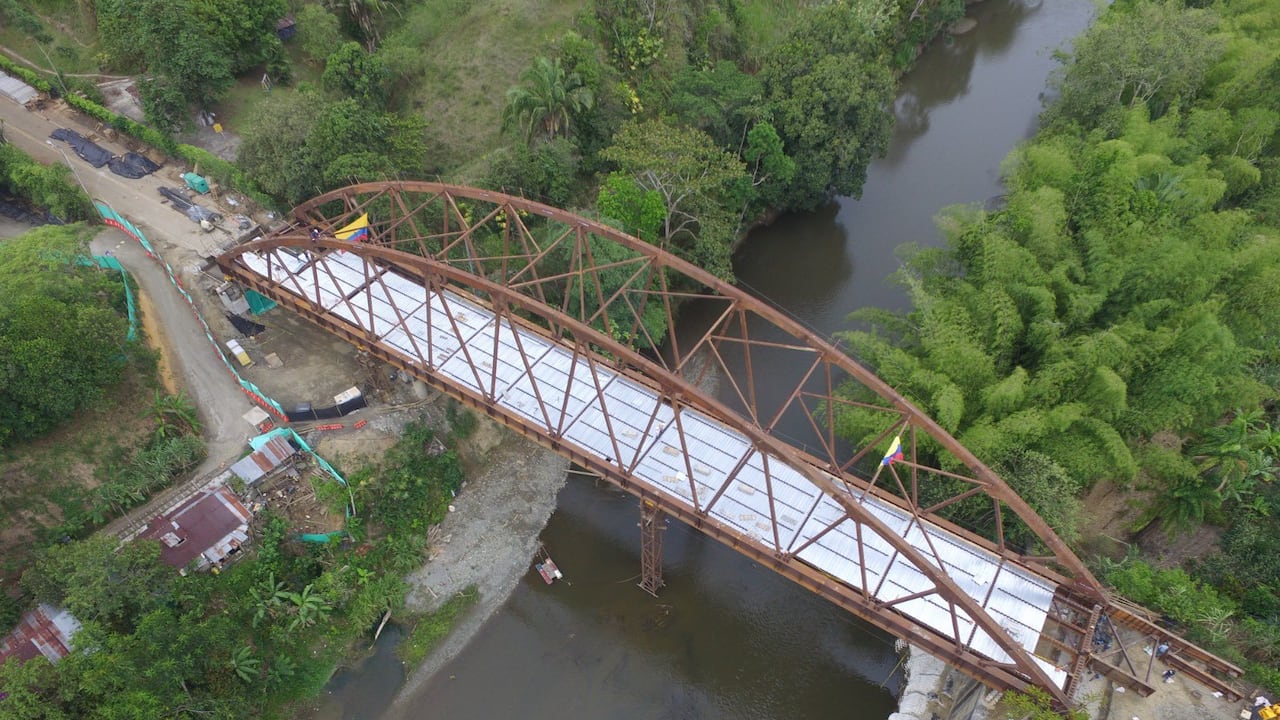 Imagen del nuevo puente de El Alambrado. Foto Concesión Autopista del Café