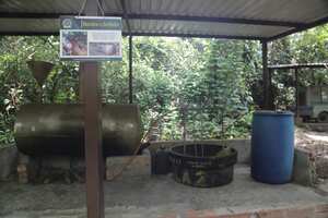 Al menos 33 sustancias químicas son utilizadas en el proceso de extracción y obtención de cocaína, por lo que las autoridades califican como elevado el riesgo ambiental.