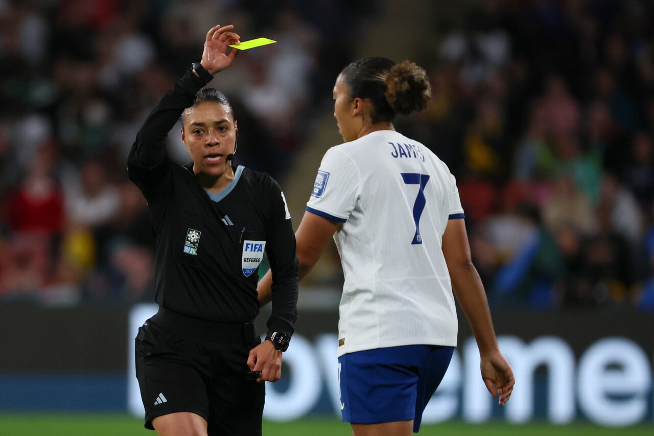 Lauren James fue expulsada y se perderá los cuartos de final.