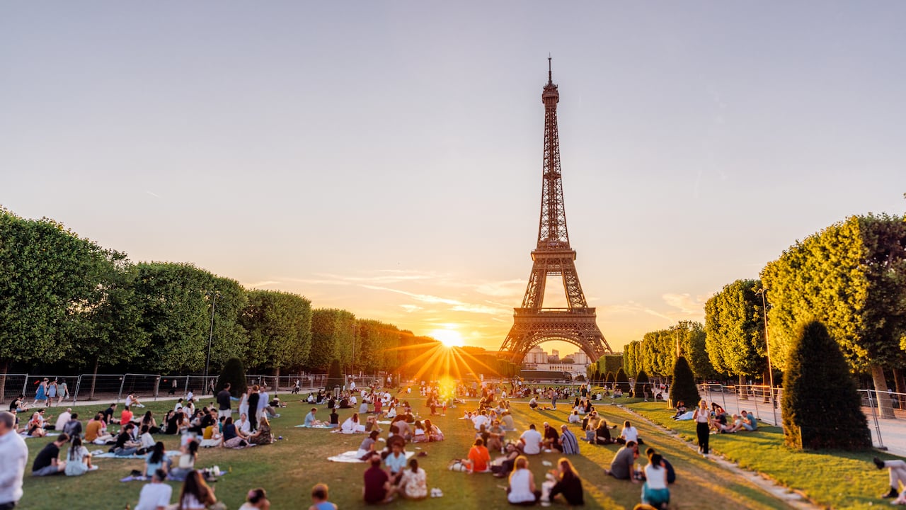 París es uno de los destinos del mundo que más llama la atención de los viajeros.