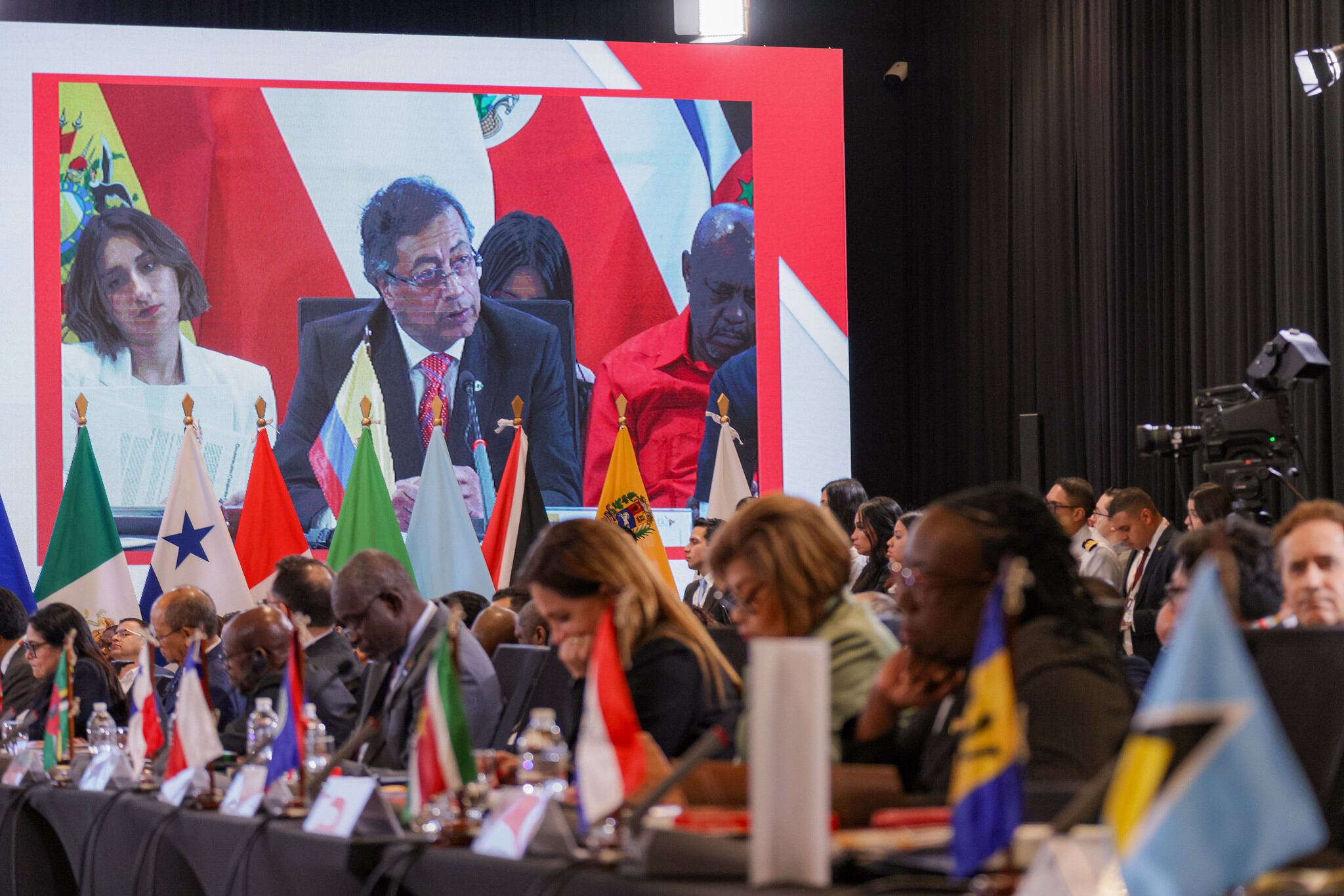 Las delegaciones presentes en Tegucigalpa (Honduras) mientras intervenía el presidente de Colombia, Gustavo Petro