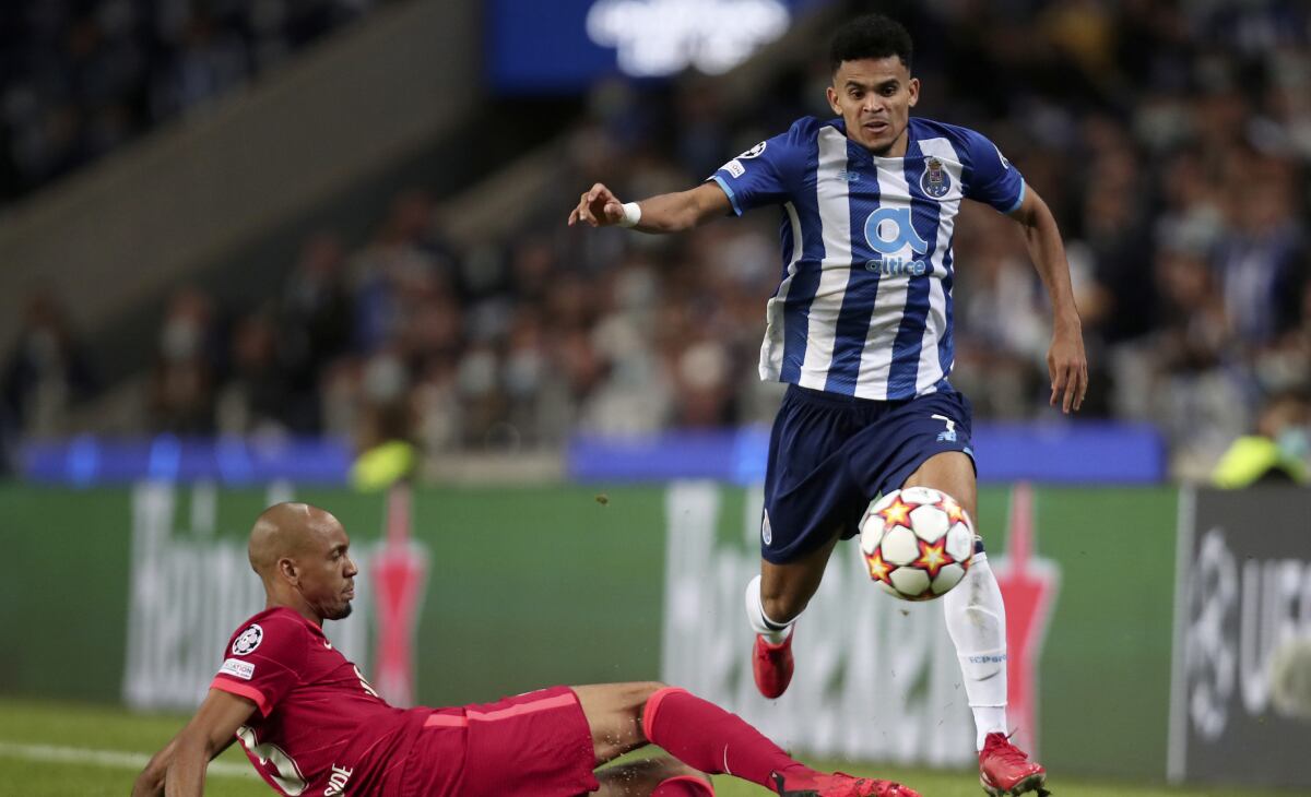 Luis Díaz en su juego ante Liverpool