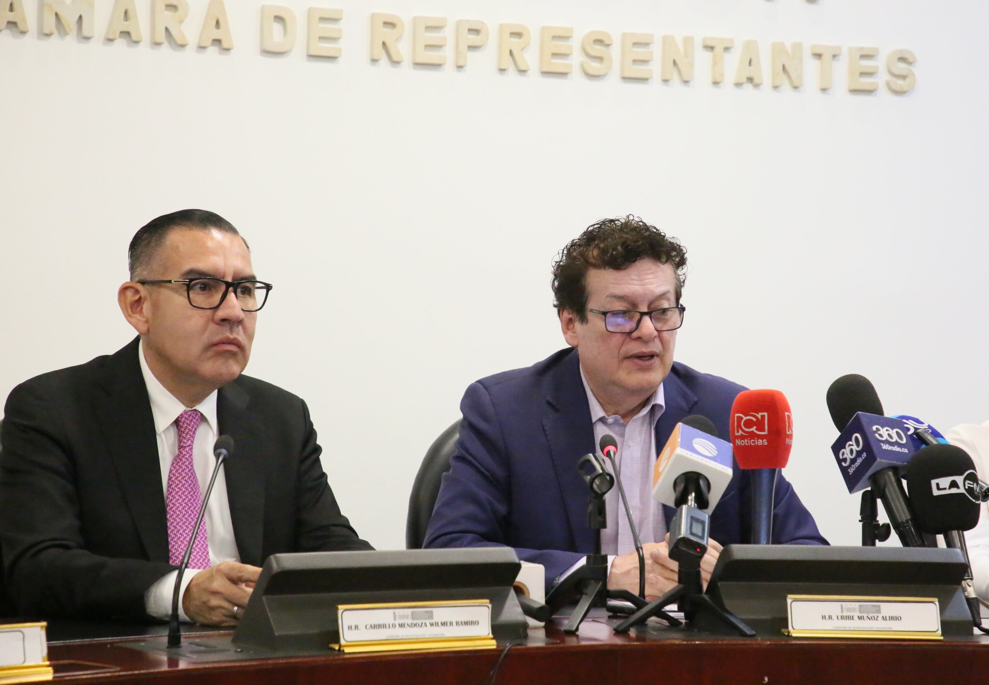 Rueda de Prensa Comisión Legal de Investigación y Acusación
Alirio Uribe Muñoz 
Representante a la Cámara