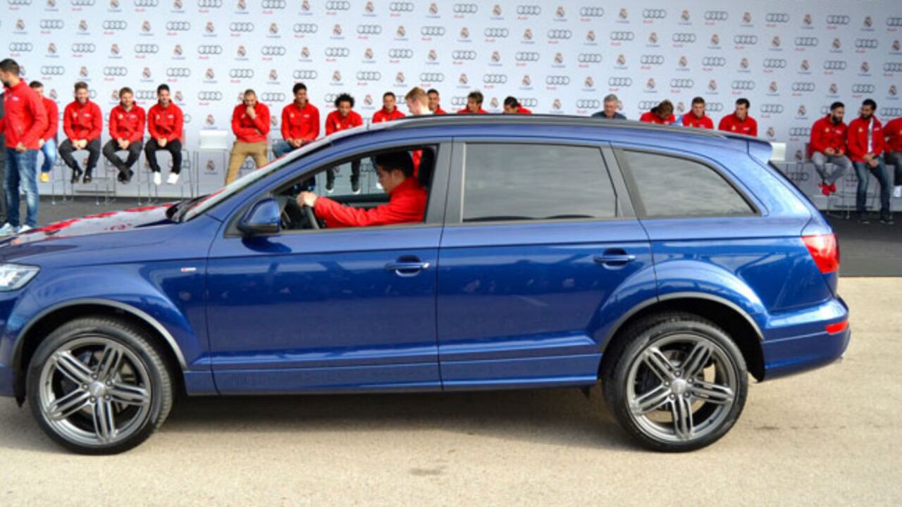 Gareth Bale, Iker Casillas, Marcelo, Pepe, Coentreao, ‘Chicharito’ y Keylor Navas se fueron por el mismo modelo de James.