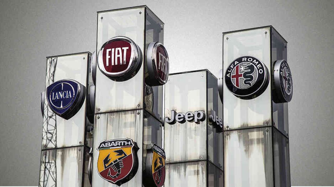 Oliverio García, presidente de Andemos explica que hoy las marcas buscan “intercambiar tecnologías, complementar portafolios, desarrollar nuevos modelos, reducir costos de producción, aumentar los volúmenes de ventas. ¡Sobrevivir!”.