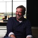 Jurgen Klopp sonríe durante la entrevista en la que confirmó su renovación con el Liverpool