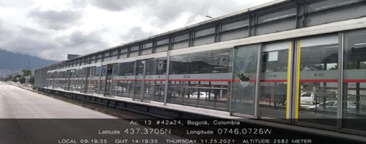 La estación de TransMilenio de la carrera 13 fue ampliada por el IDU