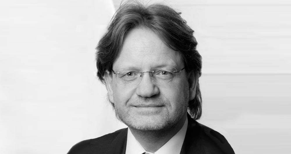 Columna de Kai Ambos, Ursula Gernbeck, Katrin Höffler