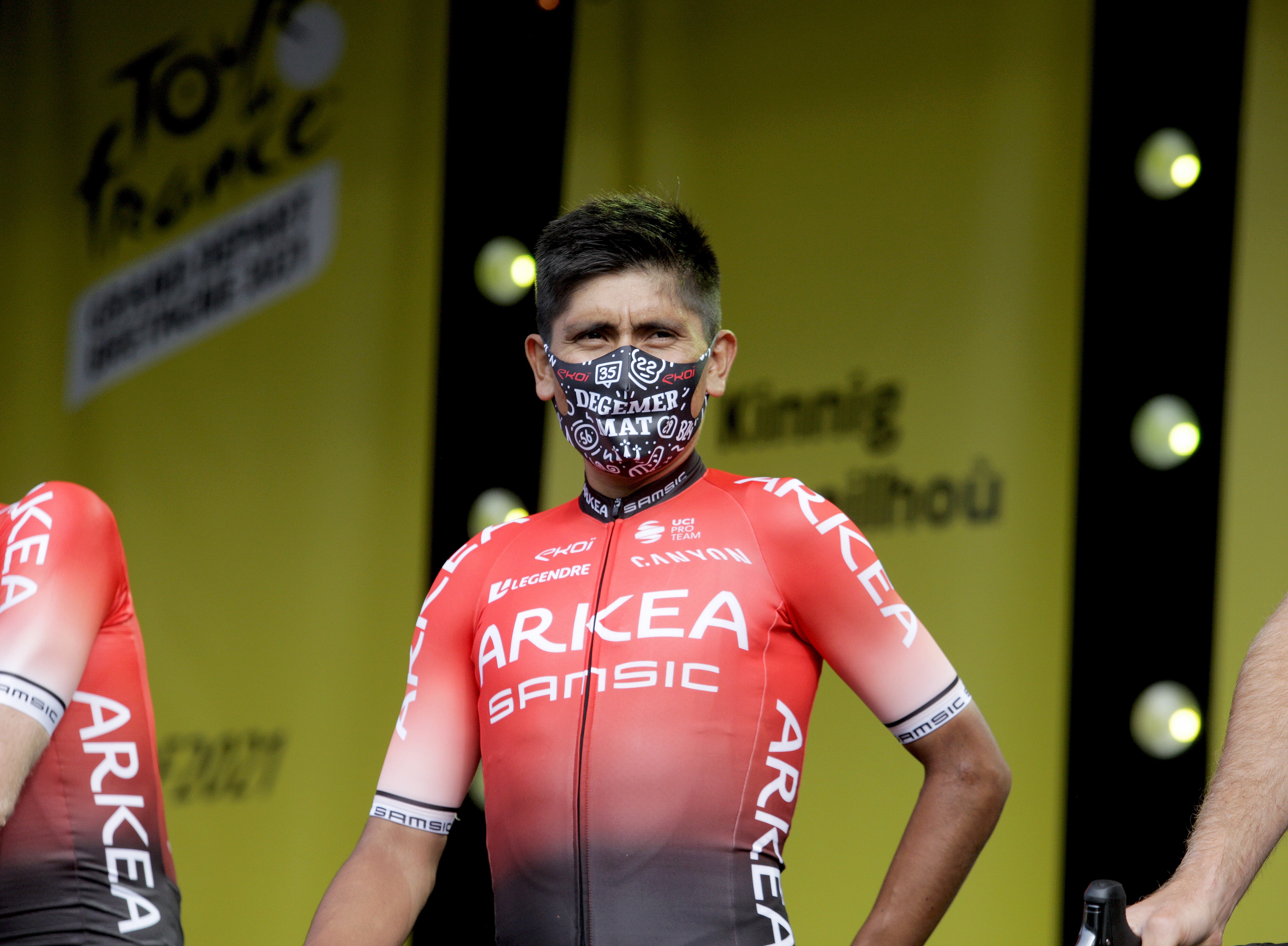 PRESENTACION EQUIPOS TOUR 2021