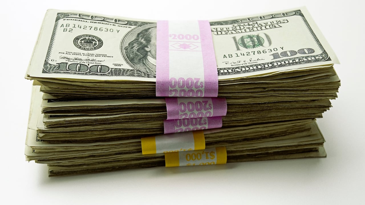 El dólar en Colombia ha caído más de 200 pesos en los últimos días.