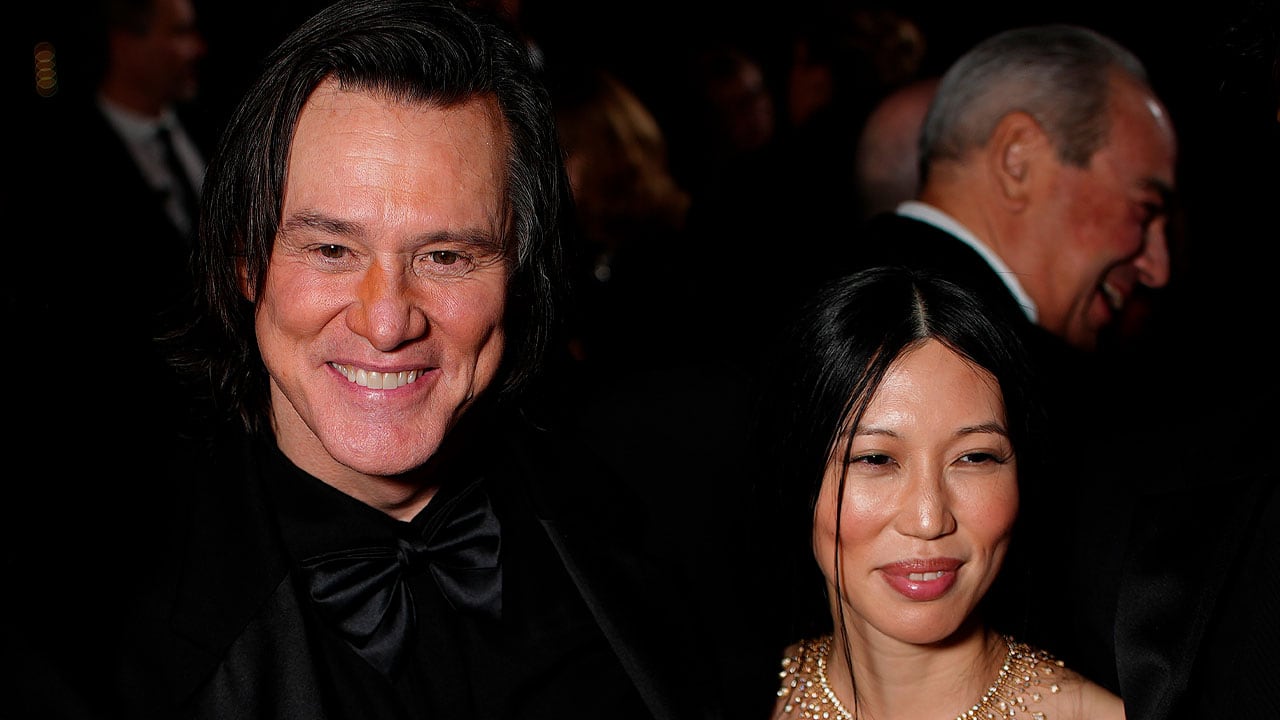 Jim Carrey y Min Ah confirmaron su relación en París.