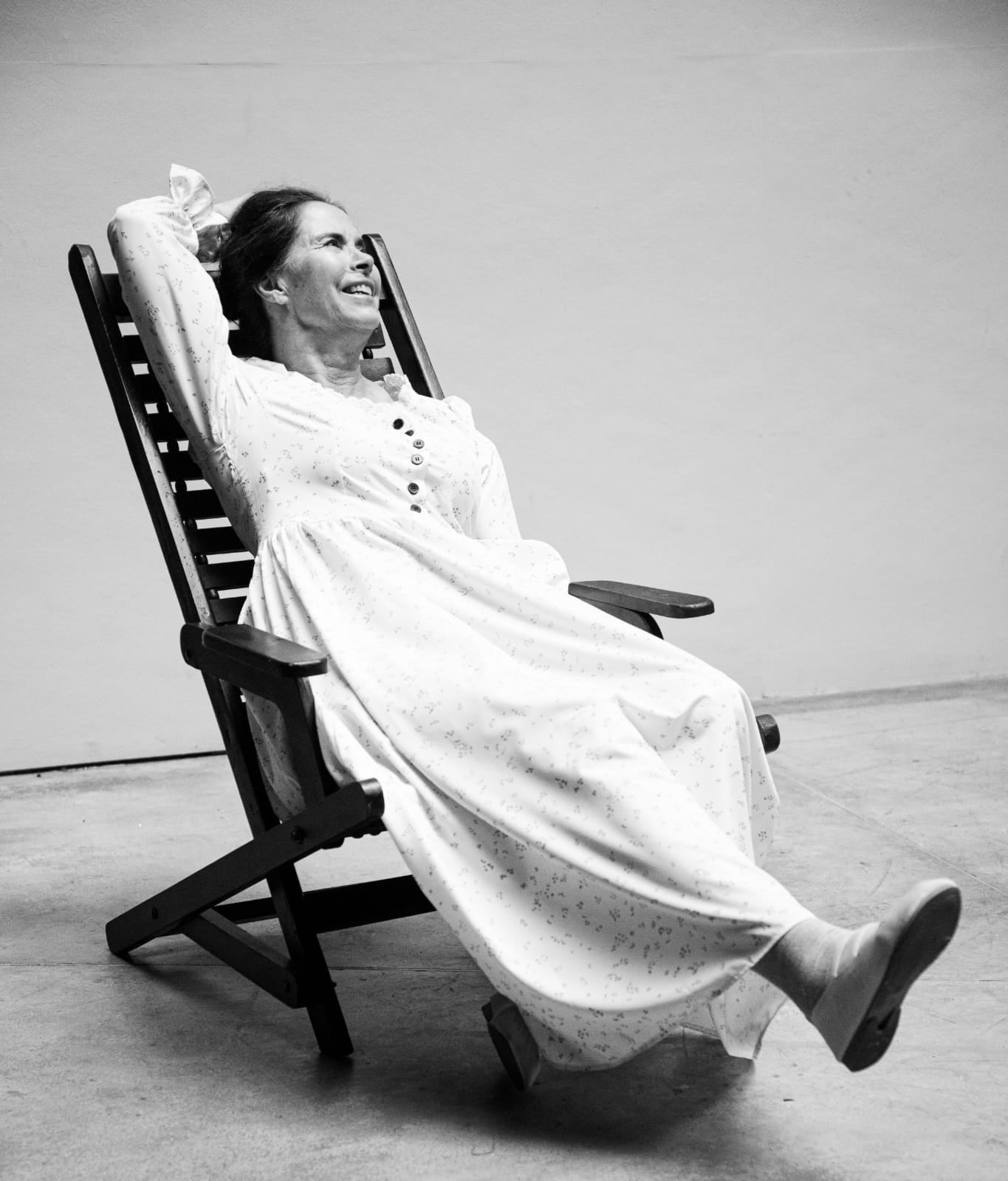 Laura García, Hernán Méndez, Tiberio cruz, Gabriel Ayala y Yuly Pérez conforman el reparto de 'Largo Viaje hacia la Noche', adaptación de Juan Fischer de la obra de Eugene O’Neill.