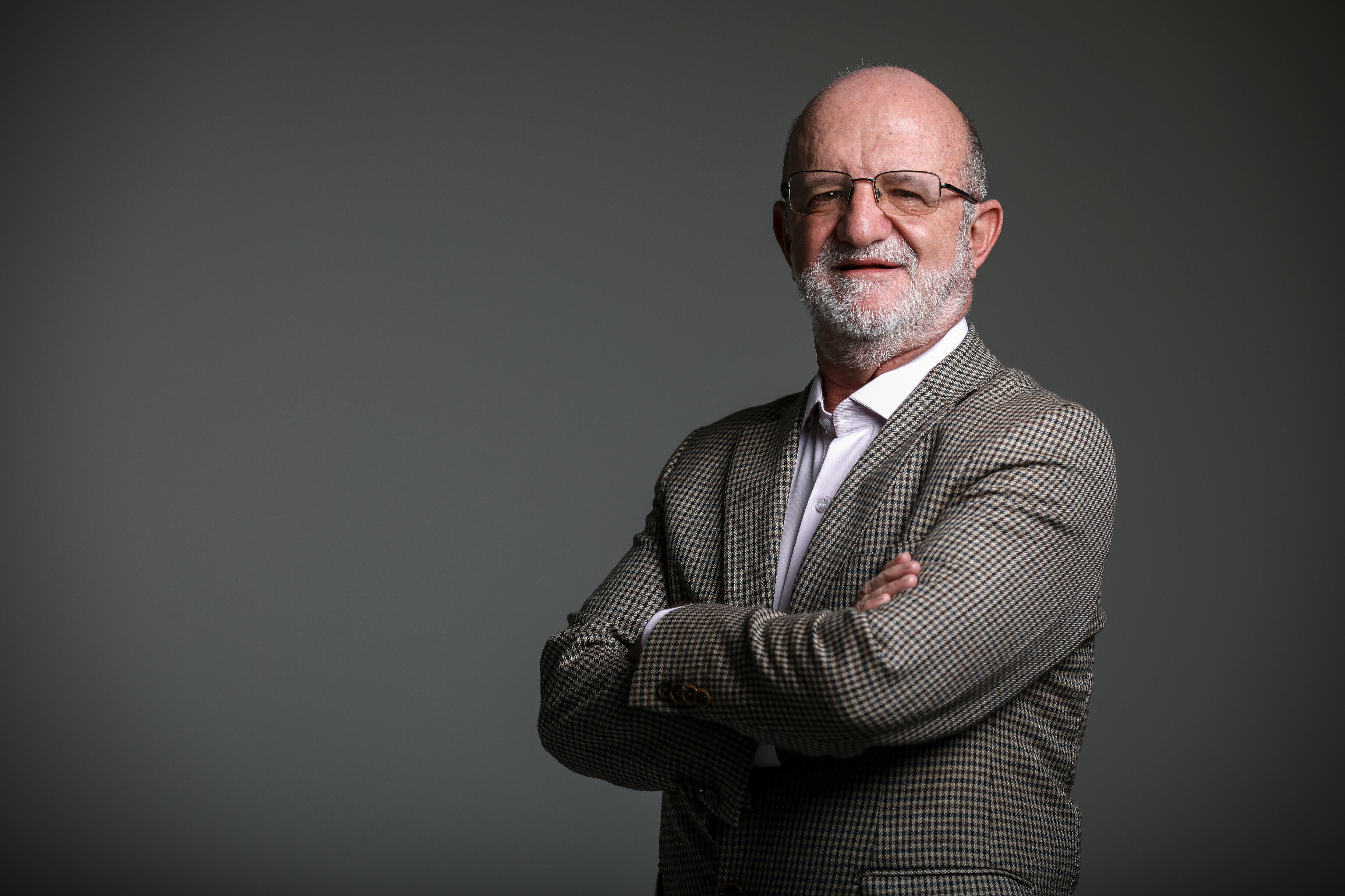 Gobernador de Caldas, 
Henry Gutiérrez Ángel