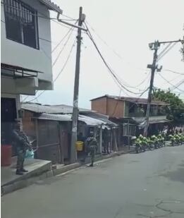 Barrio La Sierra de Medellín hace parte del "paro armado".