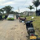 La Policía pudo llegar al sitio de los hechos alrededor de las 7:00 de la mañana, tomando las debidas medidas de seguridad y con el apoyo de la misma comunidad de la Rejoya.