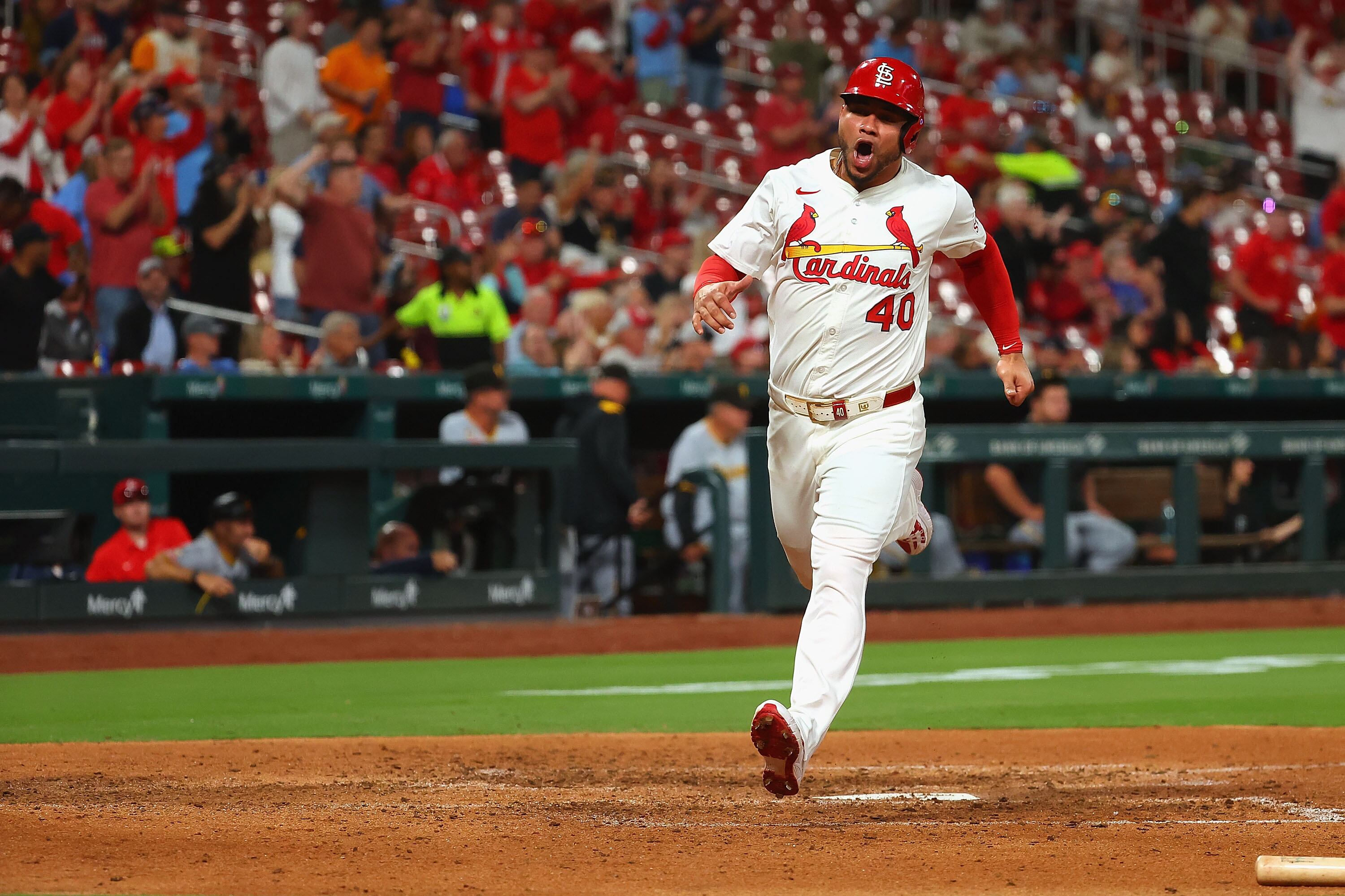 ST LOUIS, MISSOURI - AUGUST 25: Willson Contreras #40 of the St. Louis Cardinals scores a run against the Pittsburgh Pirates in the fifth inning at Busch Stadium on August 25, 2025 in St Louis, Missouri. (Photo by Dilip Vishwanat/Getty Images)