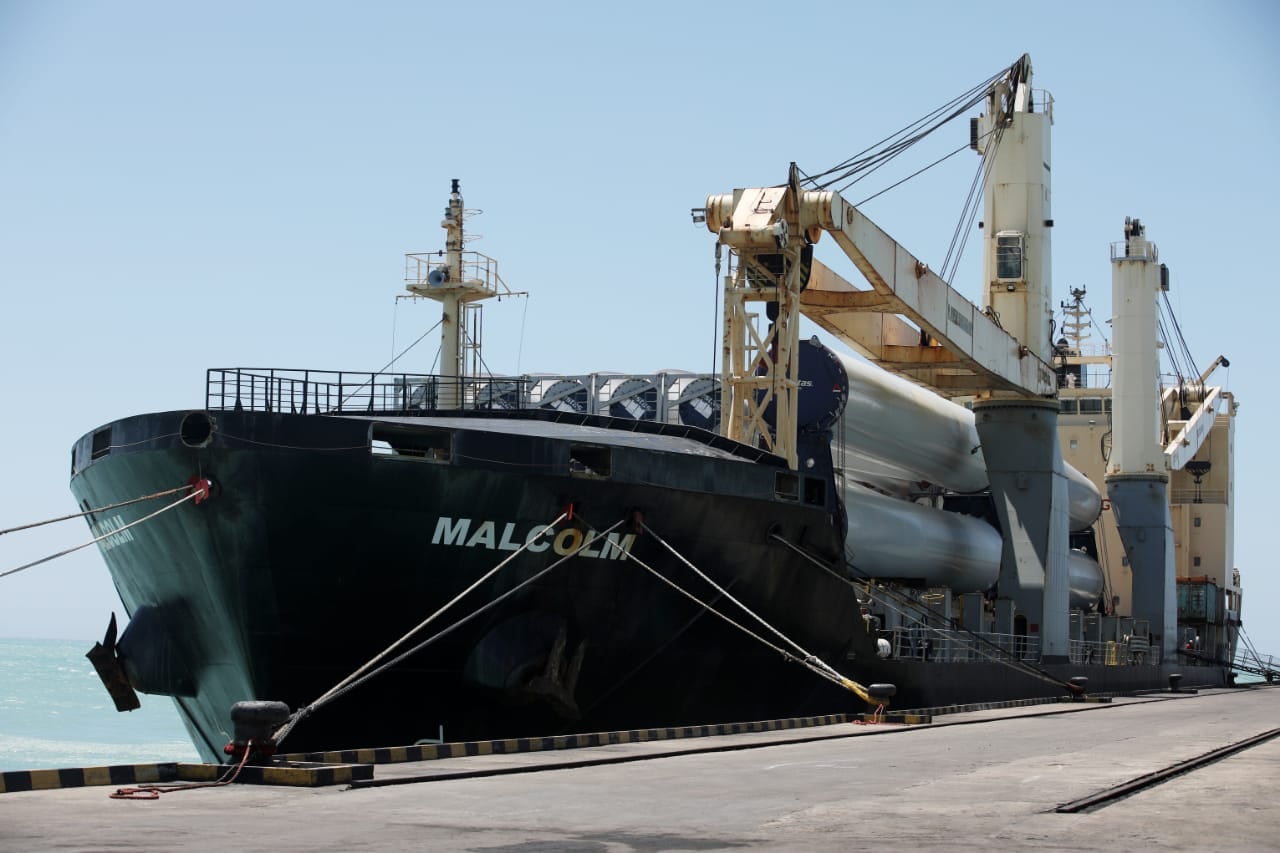 Llegada de las primeras turbinas eólicas del país