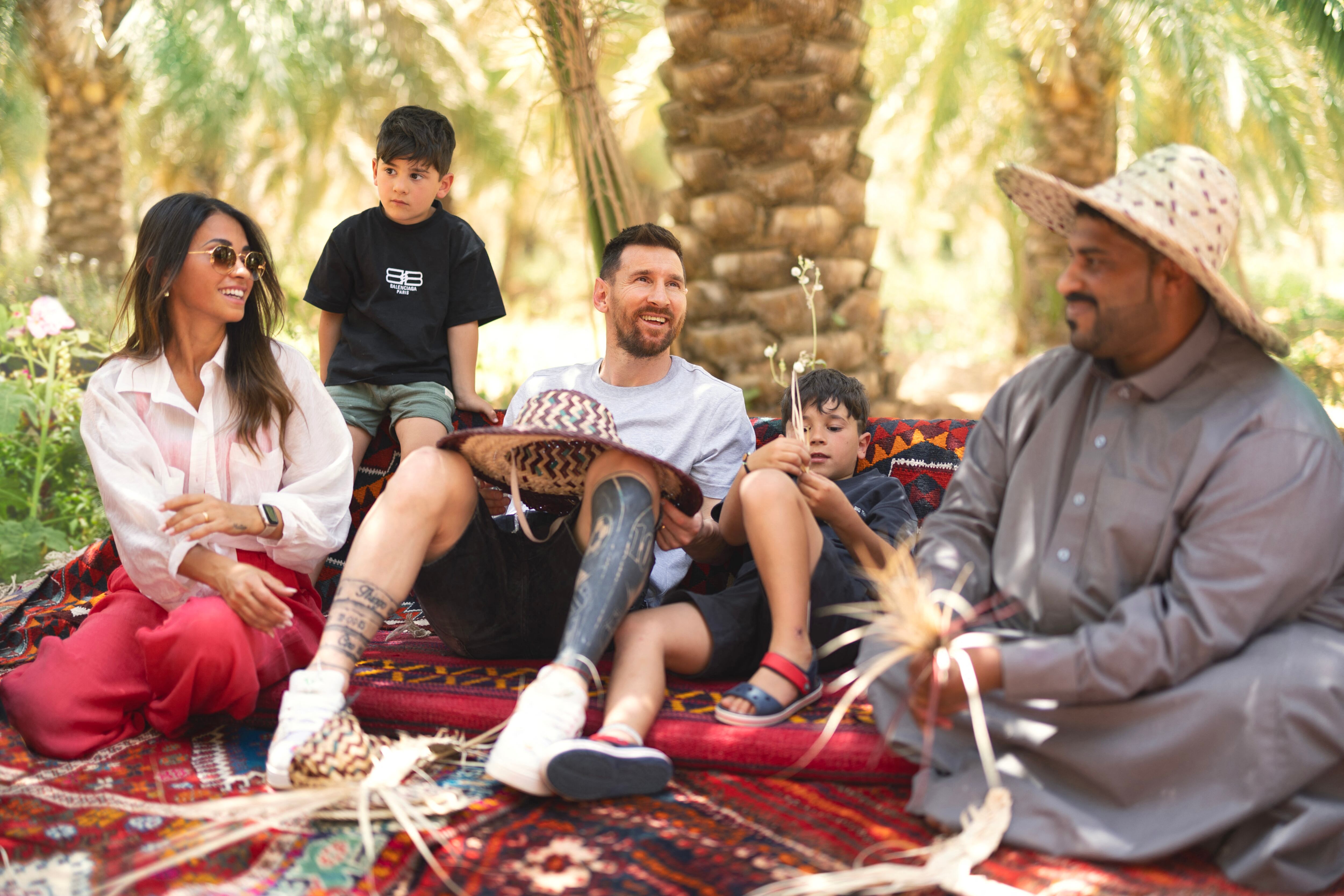 This handout picture provided by the Saudi Tourism Authority on May 1, 2023, shows Argentina's forward Lionel Messi, his wife Antonela Roccuzzo and their children visiting in Riyadh. (Photo by Saudi Tourism Authority / AFP) / RESTRICTED TO EDITORIAL USE - MANDATORY CREDIT "AFP PHOTO / SAUDI TOURISM AUTHORITY " - NO MARKETING - NO ADVERTISING CAMPAIGNS -  NO ARCHIVE-DISTRIBUTED AS A SERVICE TO CLIENTS