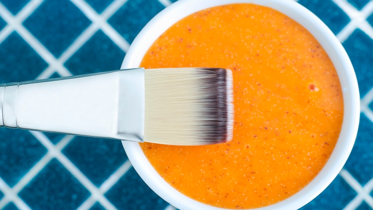 La Zanahoria contiene vitamina A, que ayuda a rejuvenecer la piel y el cabello.