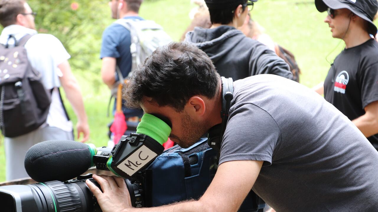 En un gigante ser de producción se convirtió la ciudad de Manizales para el reality show América Express Rumanía