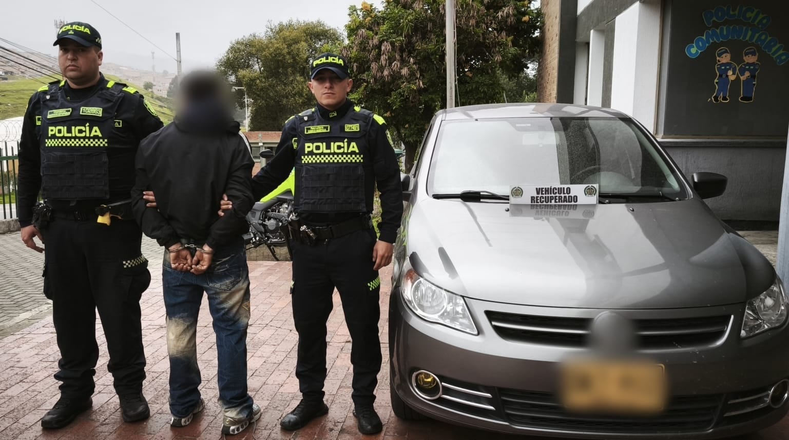 El presunto ladrón en poder de la Policía.