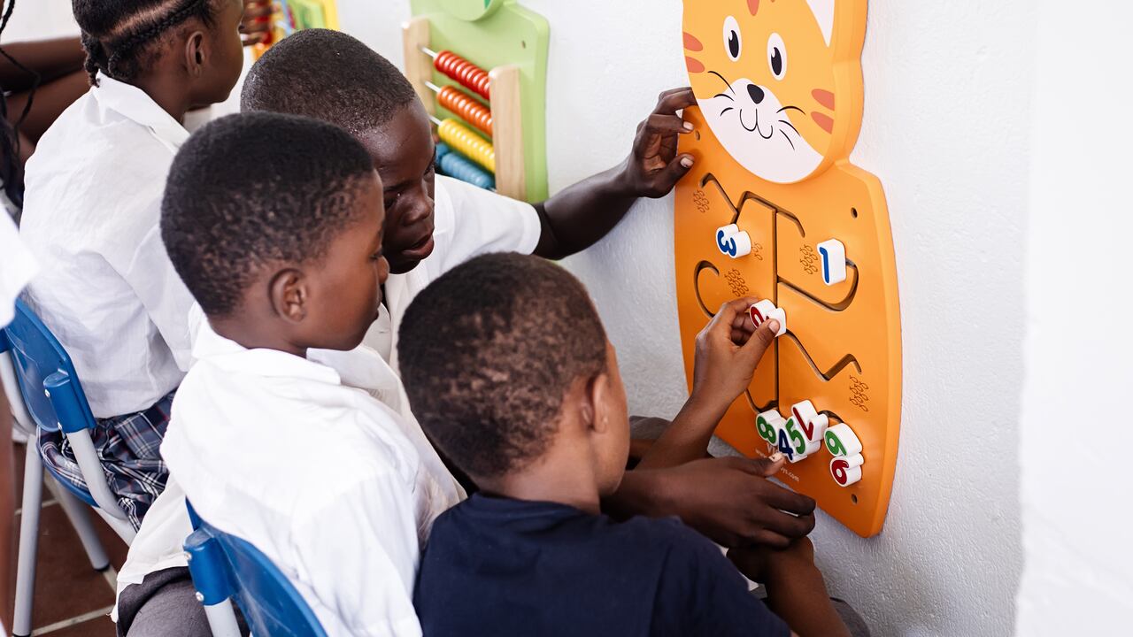 Con una inversión de3.600millones de pesos, el proyecto fue ejecutado en colaboración con docentes, directivos, líderes comunitarios y familias locales.