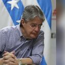 Según precisa el comunicado del Gobierno de Ecuador, la intensión de la cirugía, es tratar la pequeña herida que tiene Lasso en su parpado inferior derecho.