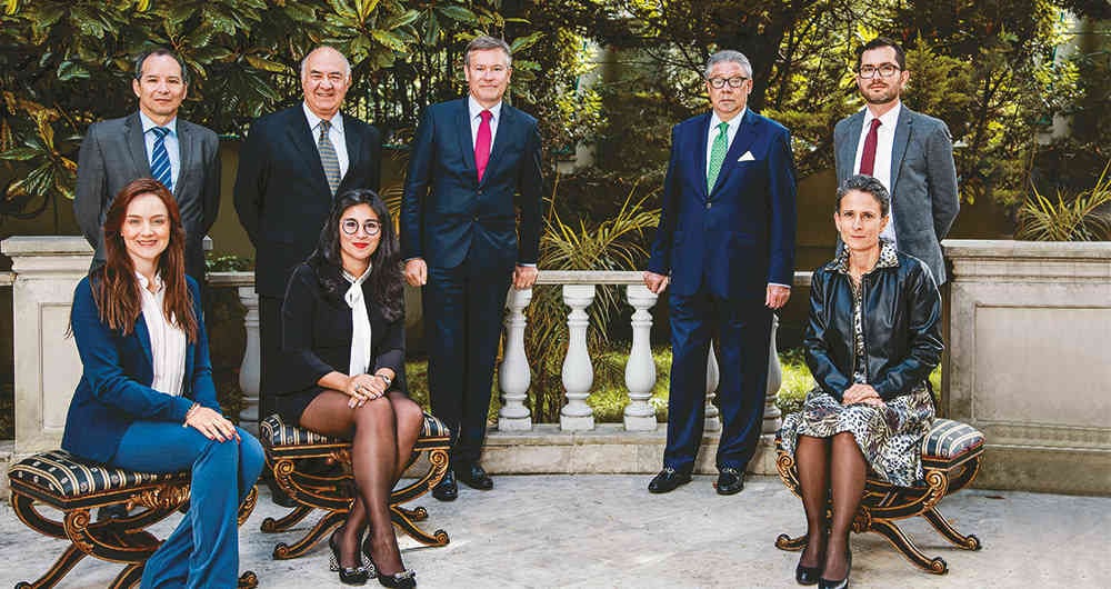 En la foto aparece Rafael Mejía.