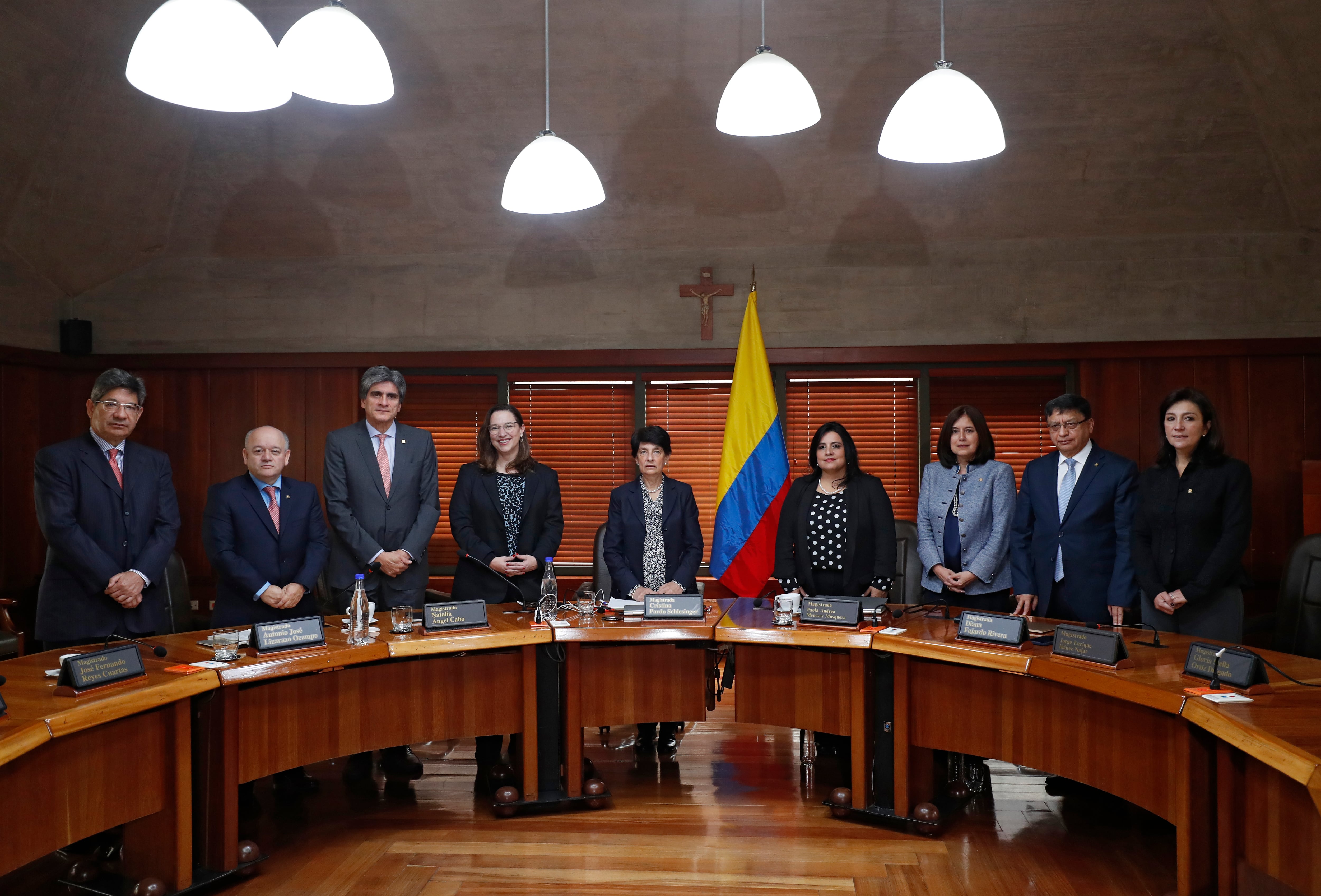 Sala Plena Corte Constitucional de Colombia
Magistrados
Natalia Angel Cabo 
Jose Fernando Reyes Cuartas 
Gloria Stella Ortiz Delgado 
Antonio Jose Lizarazo Ocampo
Cristina Pardo Schlesinger presidenta
Alejandro Linares Cantillo
Diana Fajardo Rivera 
Jorge Enrique Ibañez Najar
Paola Andrea Meneses Mosquera 
Bogota junio 14 del 2022
Foto Guillermo Torres Reina / Semana