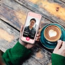 Muchas personas utilizan aplicaciones de citas con la intención de encontrar una relación a largo plazo.