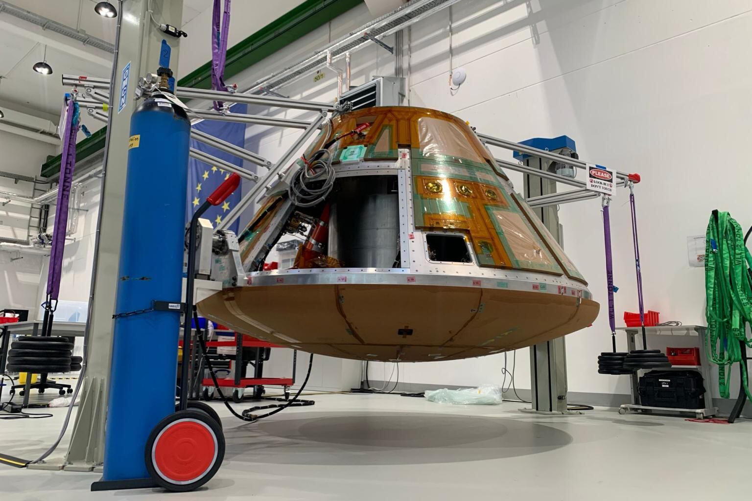 El transbordador Nyx, lanzado por The Exploration Company, se estrelló en el Océano Pacífico, perdiendo los restos de más de 166 personas y un alijo de semillas de cannabis.