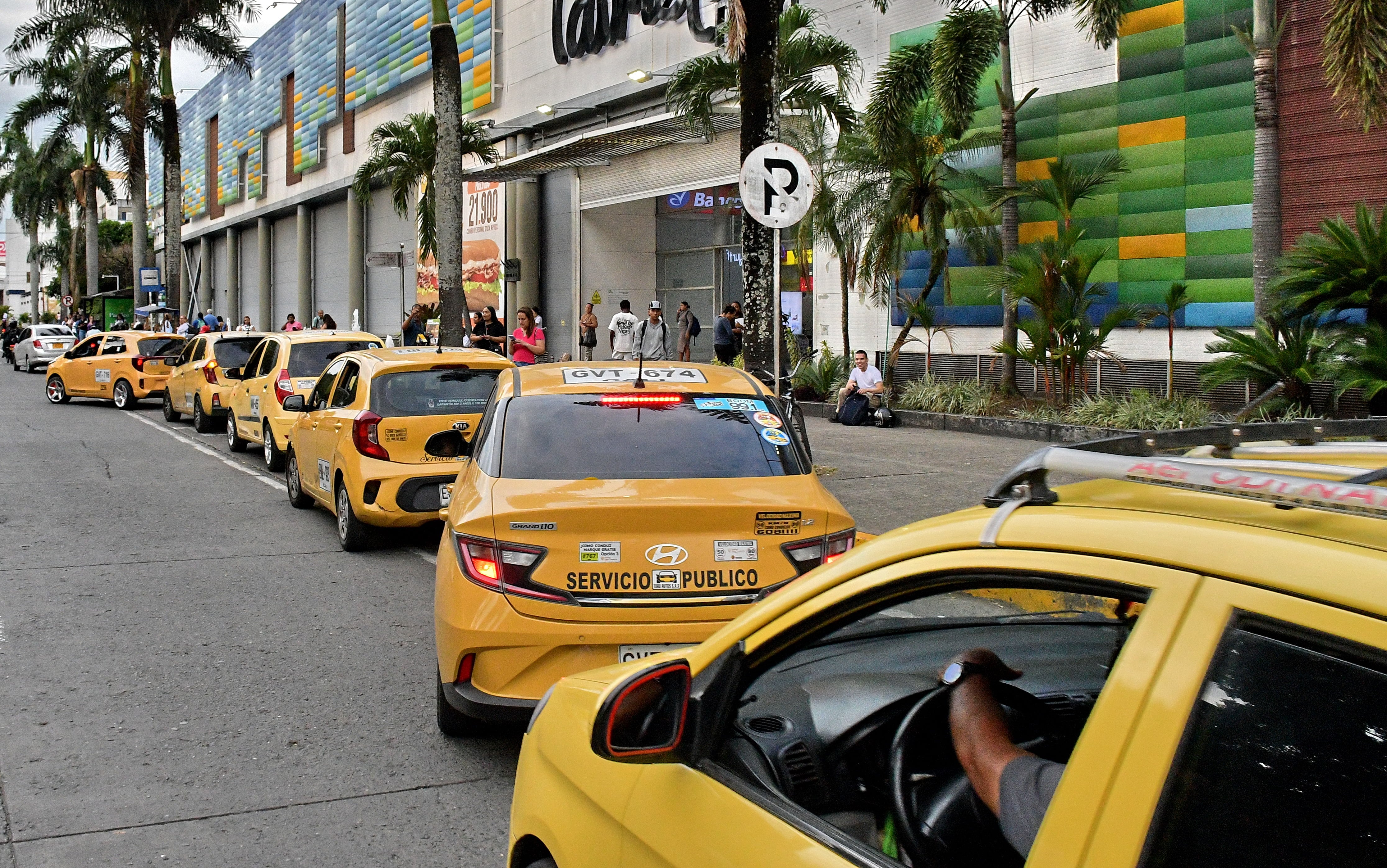 Nuevas pistas de taxis para la ciudad de Cali.